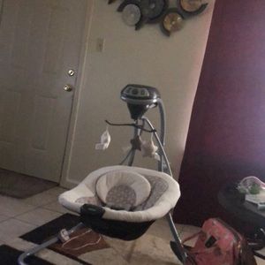 Meet your Posher, Elijah